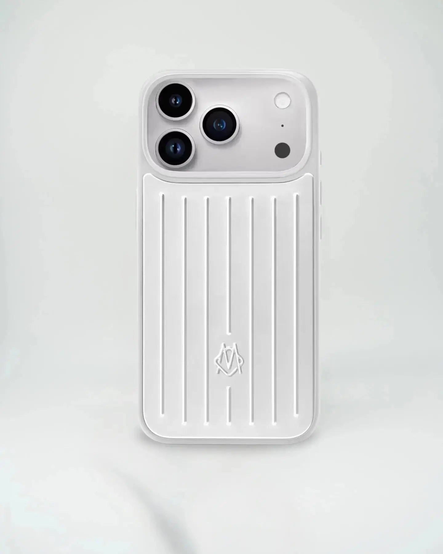 Silver RIMOWA iPhone 17 Pro Max Case - BREATHE Silver RIMOWA iPhone 17 Pro Max Case - BREATHE