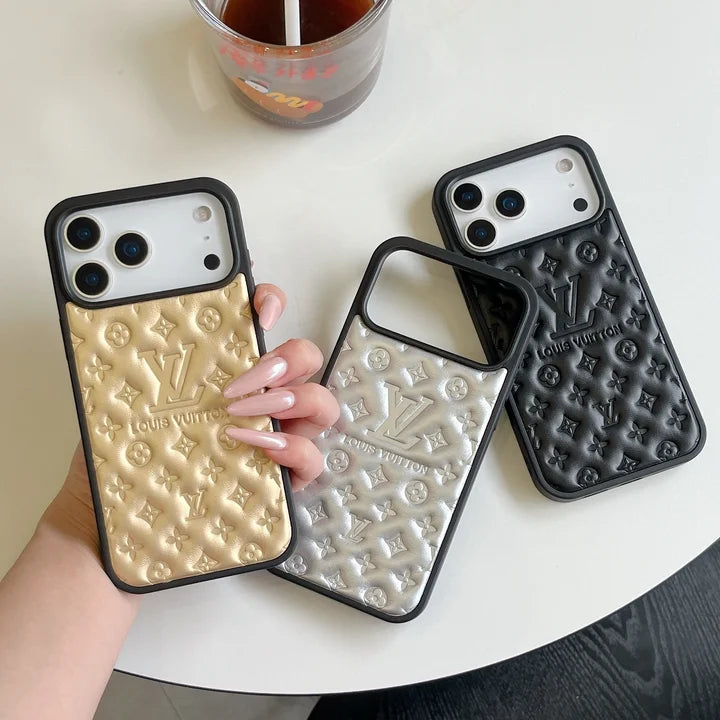 Louis Vuitton iPhone 18 Pro Case – Luxury Monogram Cover