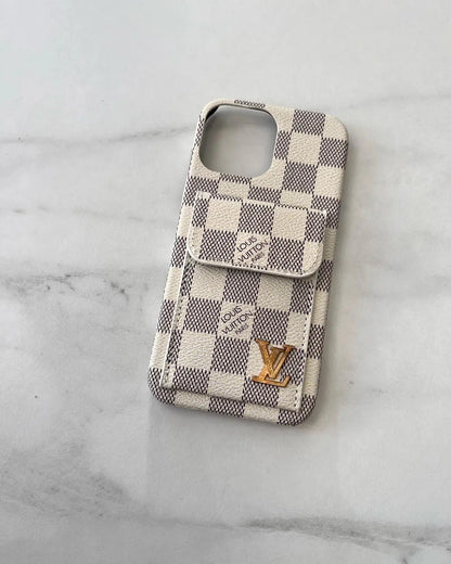 LV iPhone 17 Pro Max Case Cardholder BREATHE