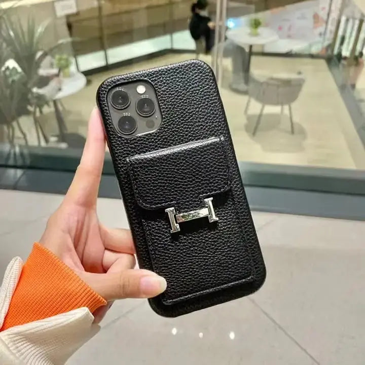 Le Noir Hermès iPhone 17 Pro Max Case with Cardholder BREATHE