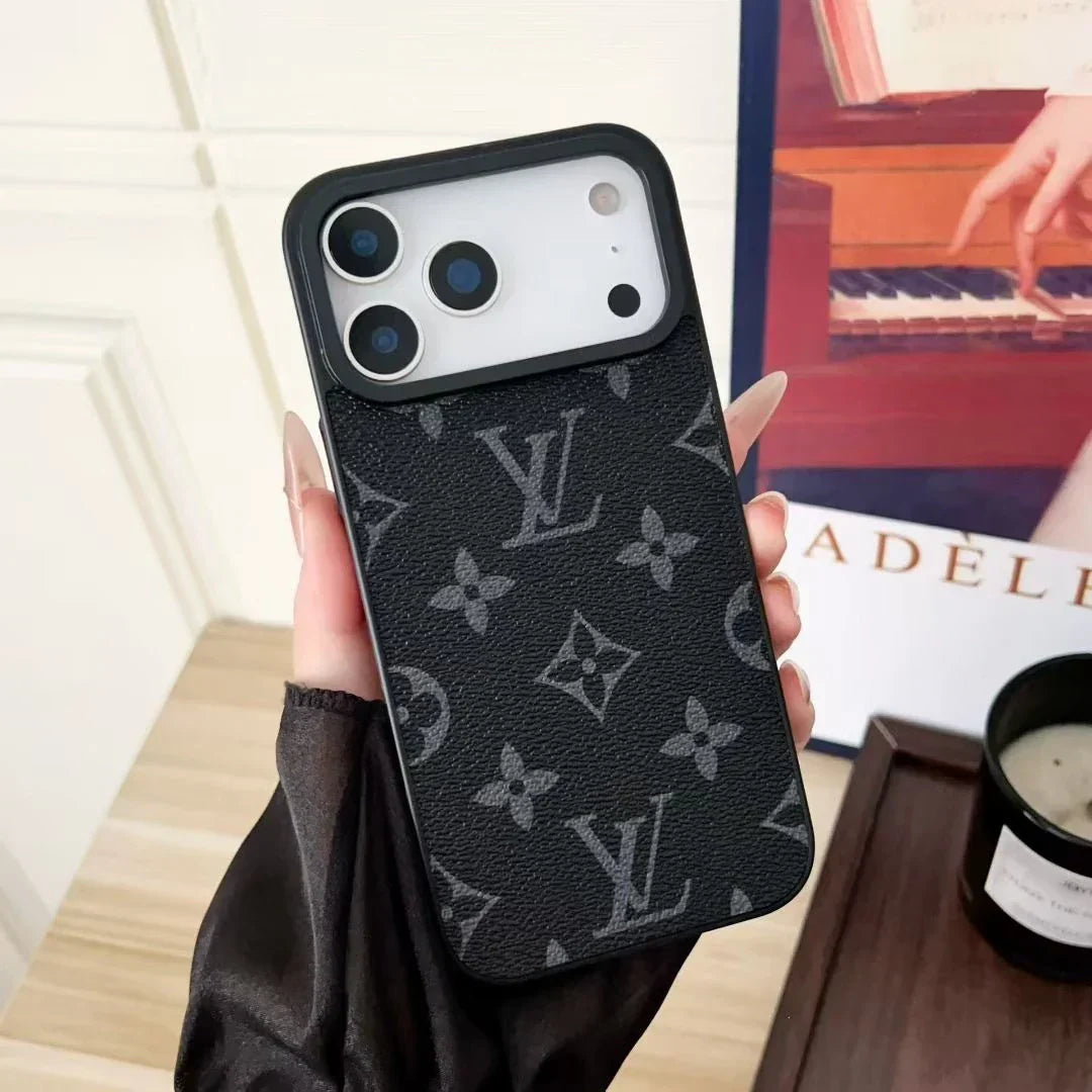 Louis Vuitton iPhone 18 Pro Max Case Magsafe – Classic Monogram & Damier Leather