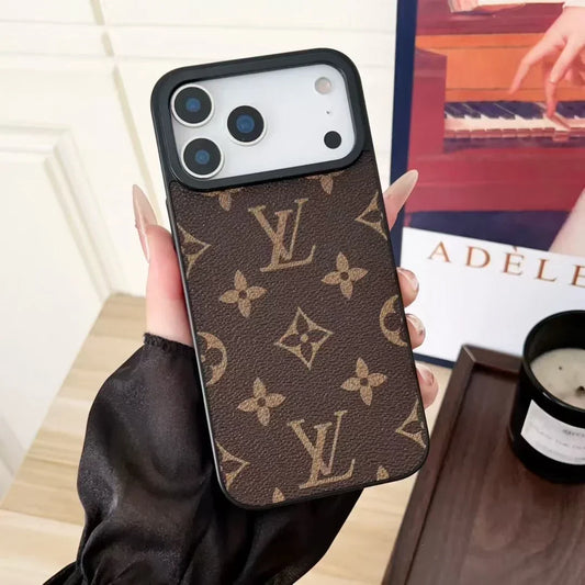 Louis Vuitton iPhone 18 Pro Case Magsafe – Classic Monogram & Damier Leather