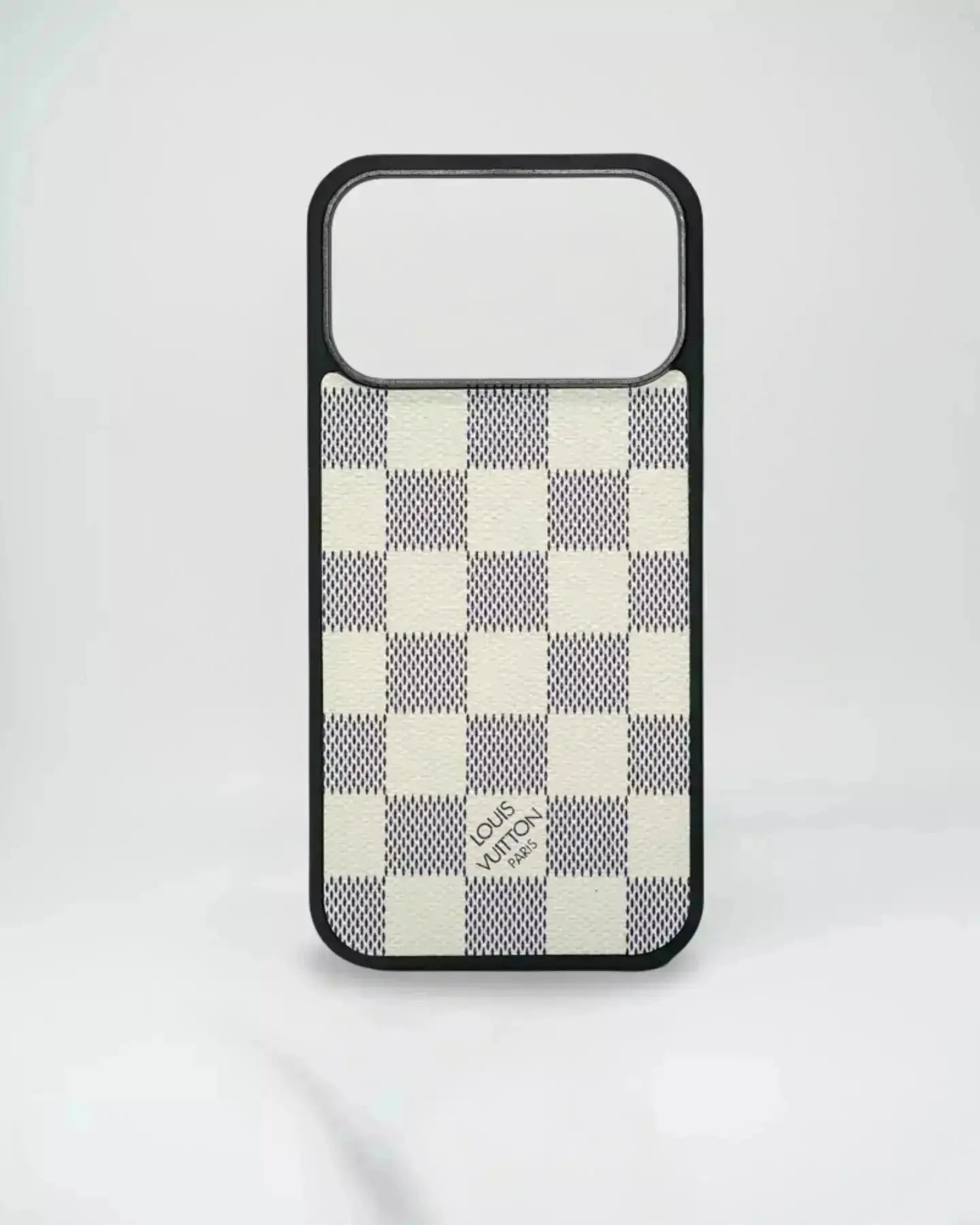 Louis Vuitton iPhone 17 Pro Max Case Magsafe - Checkered White BREATHE