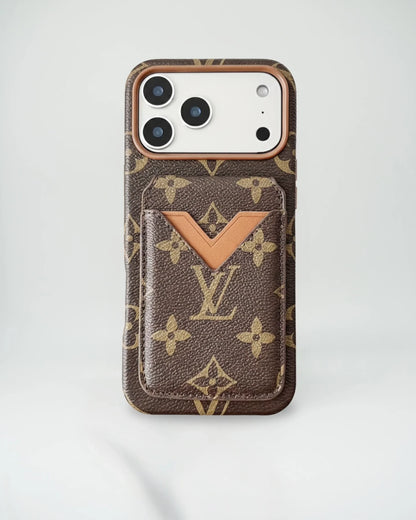 Beige Monogram Gucci iPhone 17 Pro Max Case with Cardholder – Classic Canvas Luxury