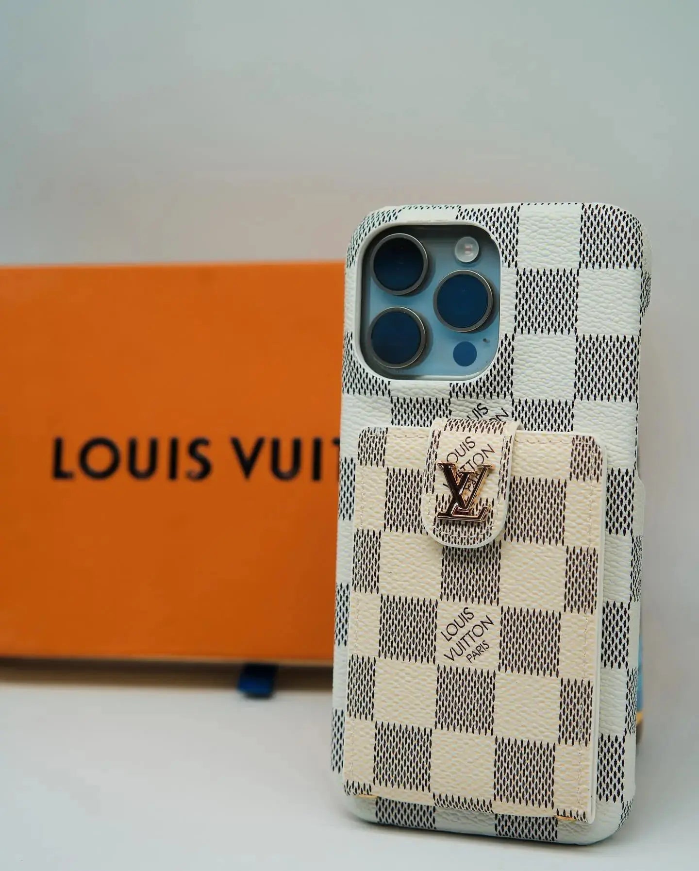 White Louis Vuitton iPhone 17 Pro Max Case Cardholder BREATHE