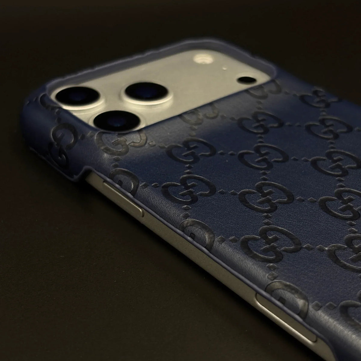 Luxury Gucci iPhone 18 Pro Max Case | GG Monogram Leather White Blue