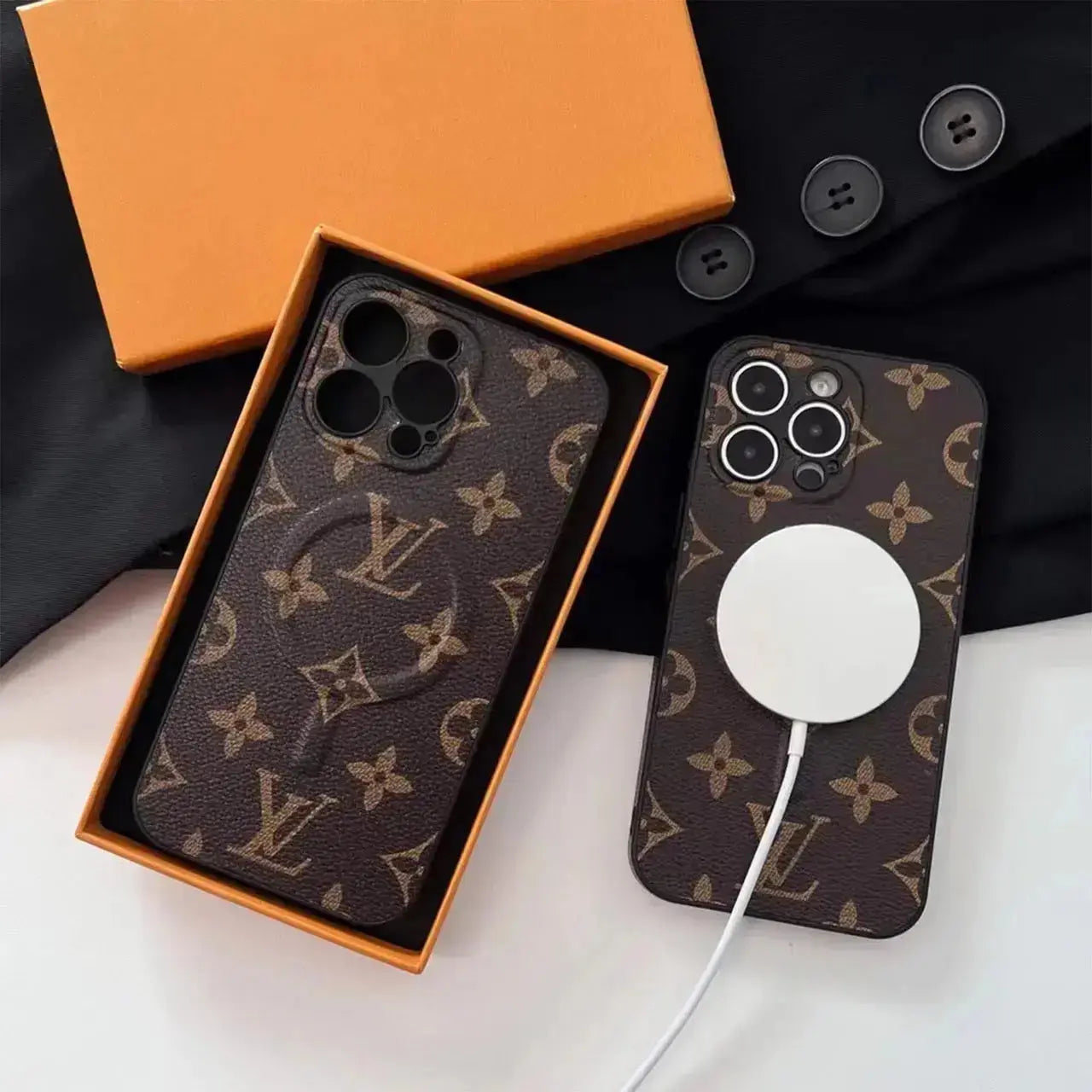 Louis Vuitton iPhone 17 Pro Max Case Magsafe - Small Monogram