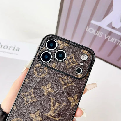 Louis Vuitton iPhone 18 Pro Max Case MagSafe – Classic Monogram Leather Dark