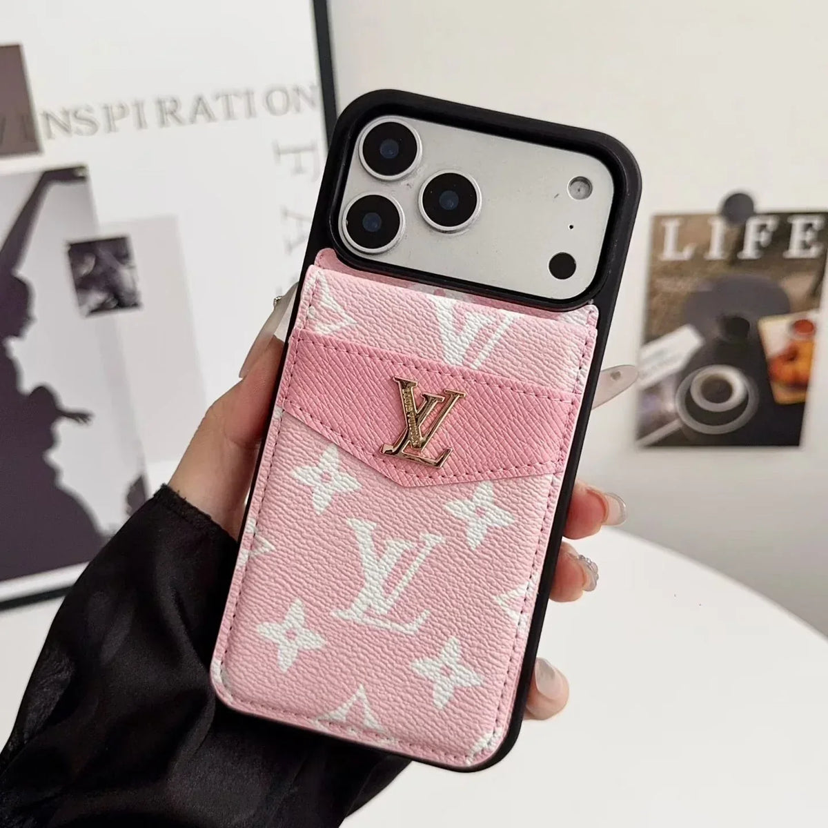 Gucci iPhone 18 Pro Max Case with Card Holder – Classic Monogram Leather